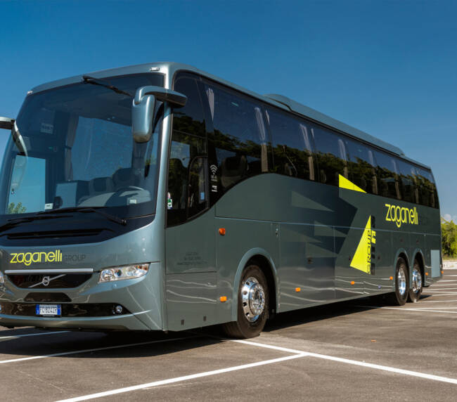 Autobus Volvo 9700 – 64 posti.