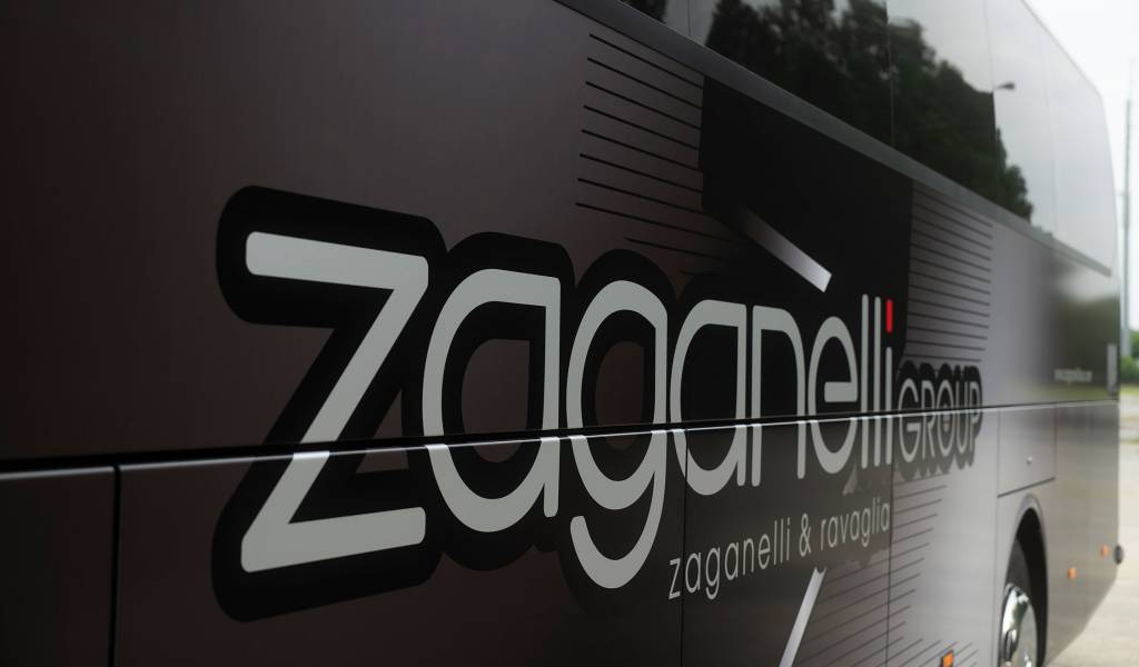 Foto Autobus Zaganelli Group sezione noleggio