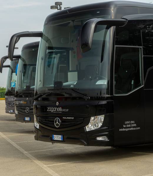 Foto Autobus Zaganelli Group sezione noleggio